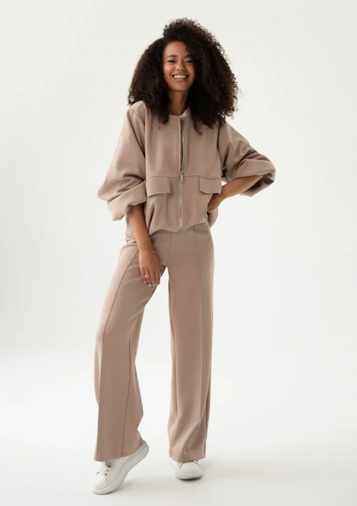 Bumo - Bluza bomberka z dzianiny soft Latte
