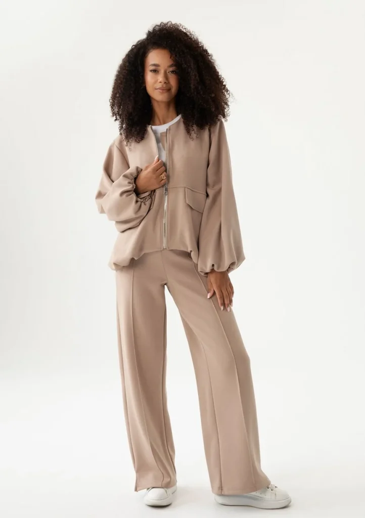 Bumo - Bluza bomberka z dzianiny soft Latte
